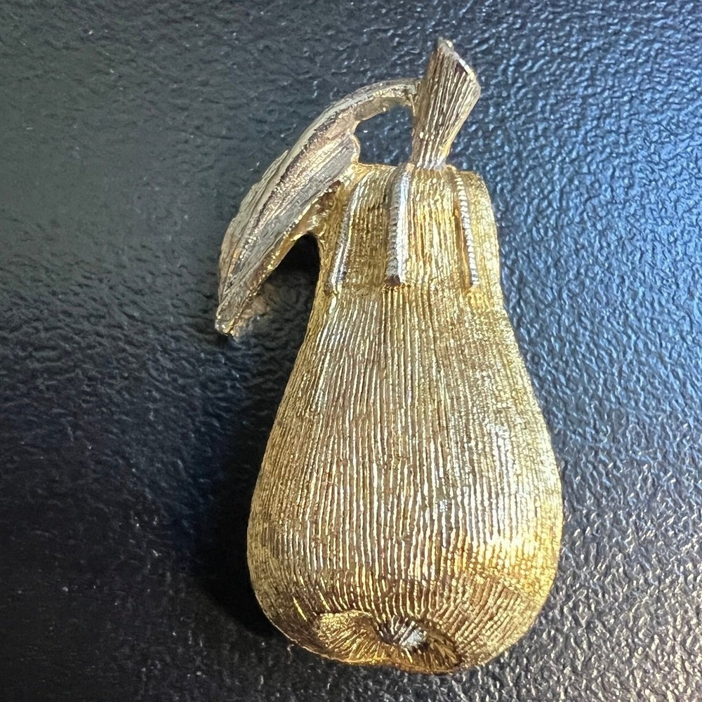 Vintage Pear Brooch Brushed Gold Silver Tone Fruit‎ Pin